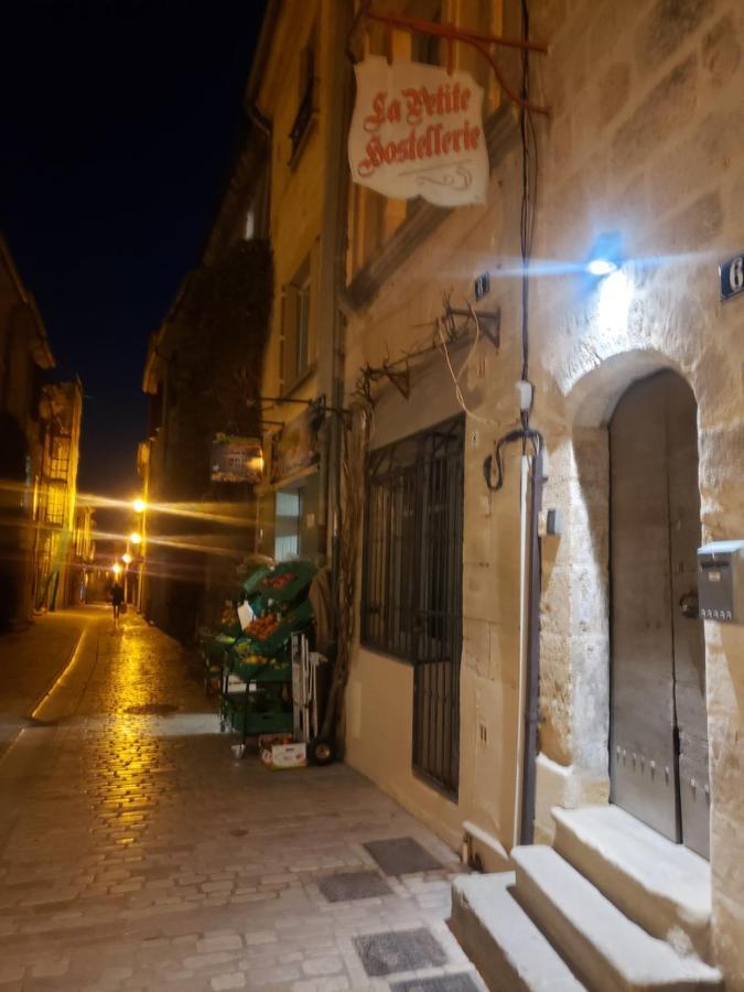 La Petite Hostellerie Юзес Екстер'єр фото