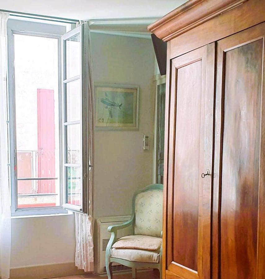 La Petite Hostellerie Юзес Екстер'єр фото