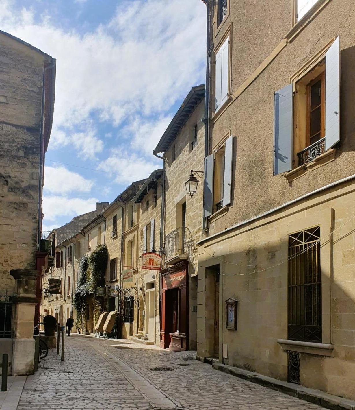 La Petite Hostellerie Юзес Екстер'єр фото