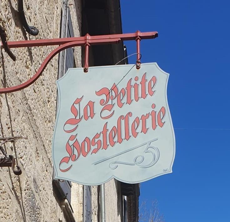 La Petite Hostellerie Юзес Екстер'єр фото